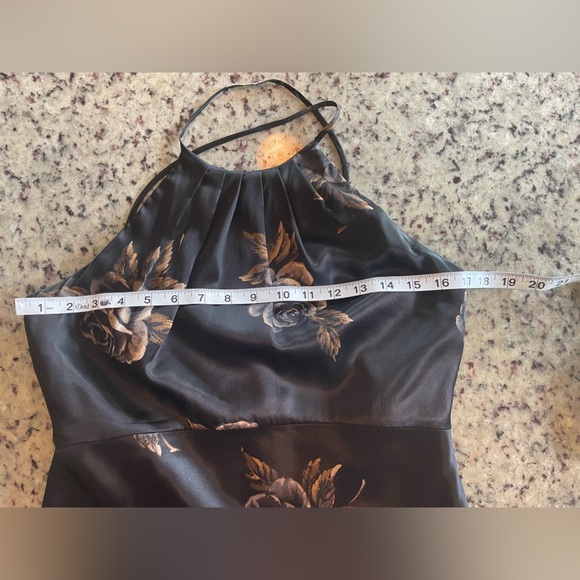 Nine West Black 100% silk Tiered Halter Midi Dress size 8 - Picture 5 of 8